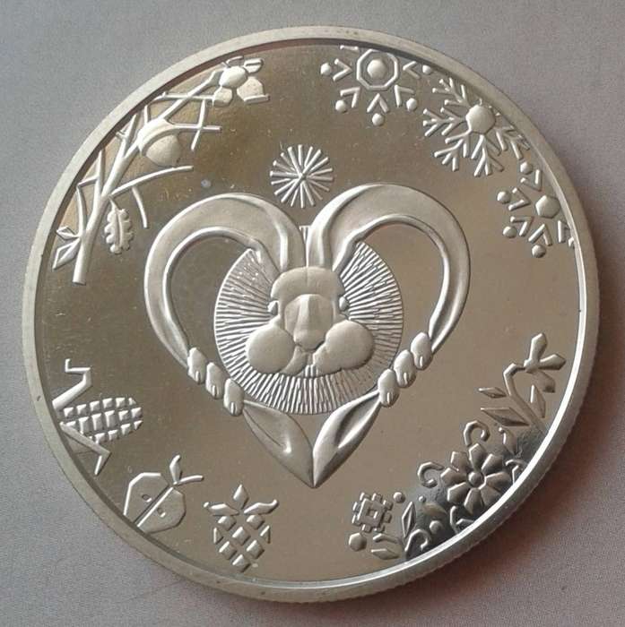 Encapsulated 2023 Ukraine special uncirculated 5 Hryven (Year of the cat/rabbit)