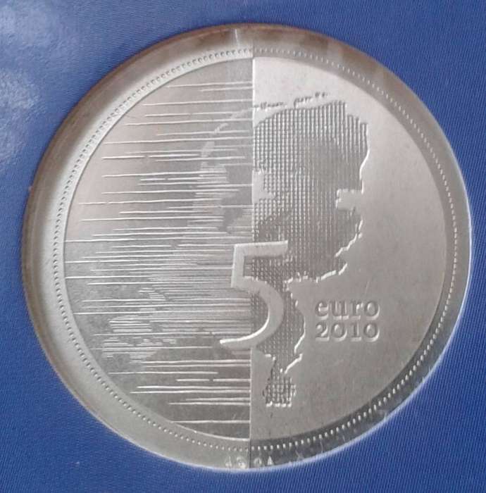 Nice 2010 Netherlands uncirculated 5 Euro in coin card (Waterland)