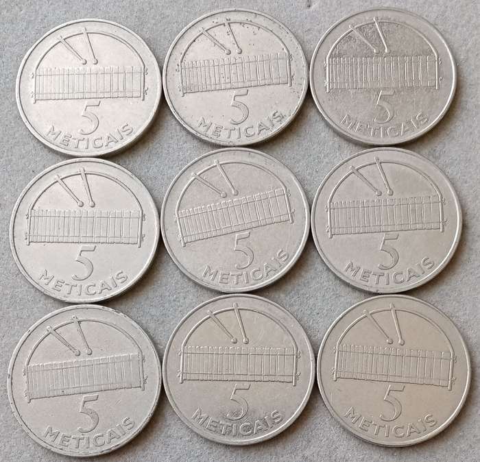2006 Mozambique 5 Meticals
