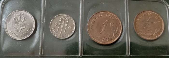 1970s Rhodesia uncirculated set in green folder