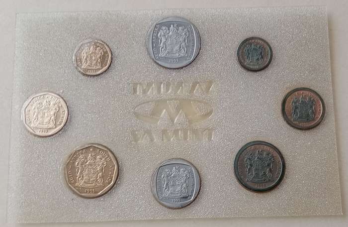 1993 Uncirculated Mint pack (R2-1c) mintage: 10902