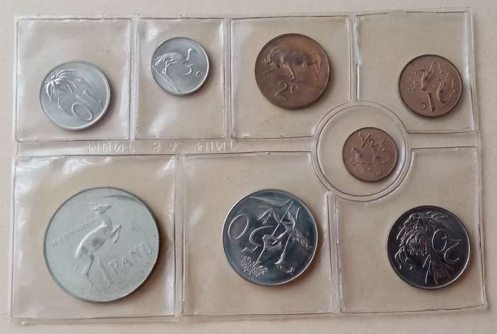 1971 Republic uncirculated Mint pack (R1-1/2c) incl.silver R1