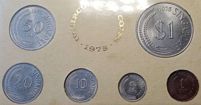 1975 Singapore uncirculated coin set in folder (Year of the rabbit)
