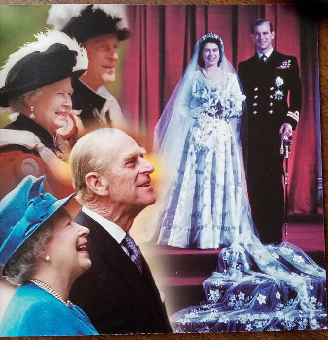 2007 Great Britain Elizabeth/Philip uncirculated crown in folder (Diamond wedding anniversary)