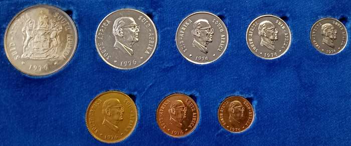 1976 Republic short proof set with silver R1 (mintage: 7000)