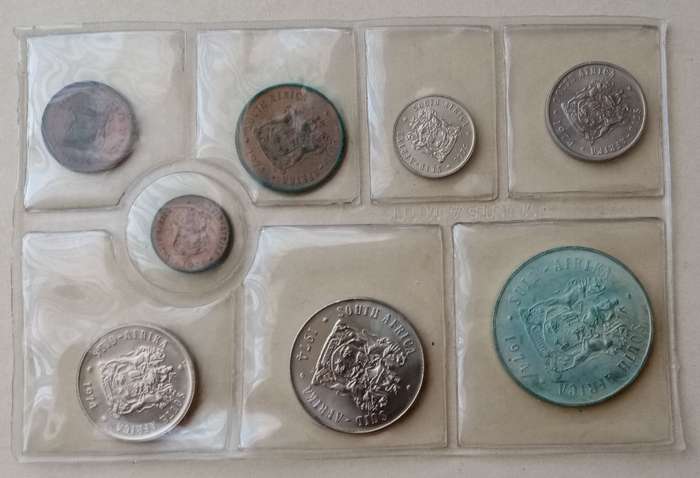 1974 Uncirculated Mint set (R1-1/2c) with silver R1 (mintage: 20000)