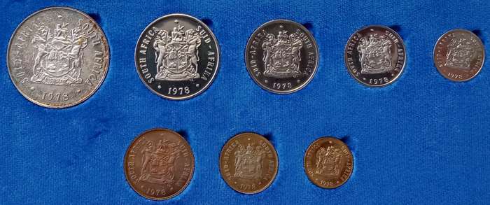 Nice 1978 Republic short proof set with silver R1 (mintage: 7000).