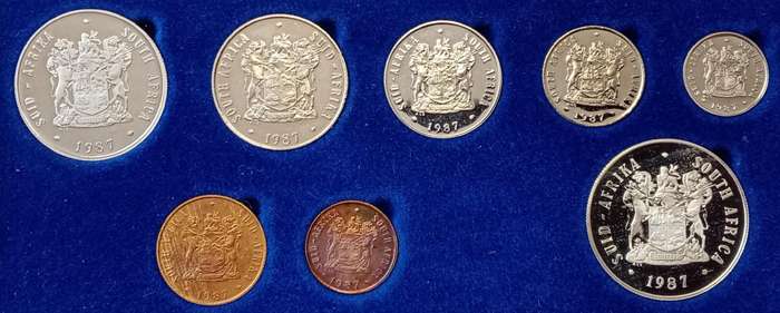 1987 Republic short proof set with double R1 (mintage: 6781)