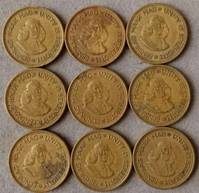 Lot of x9 republic 1/2c coins (1961)