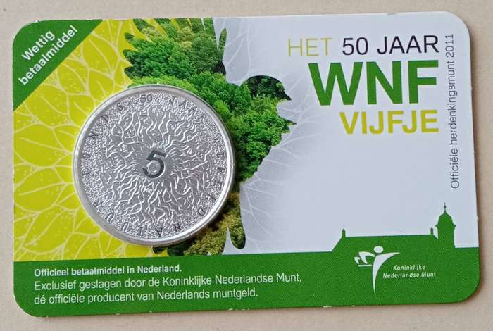 Nice 2011 Netherlands uncirculated 5 Euro in coin card (WWF)