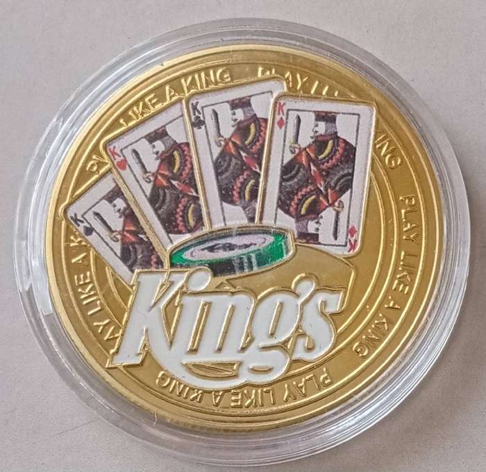 Kings lucky poker novelty coin- (40mm)