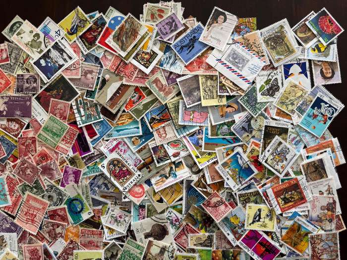 AUSTRALIA - 1924/1988 Issues Very nice range of 425 stamps NO DUPLICATES VF USED
