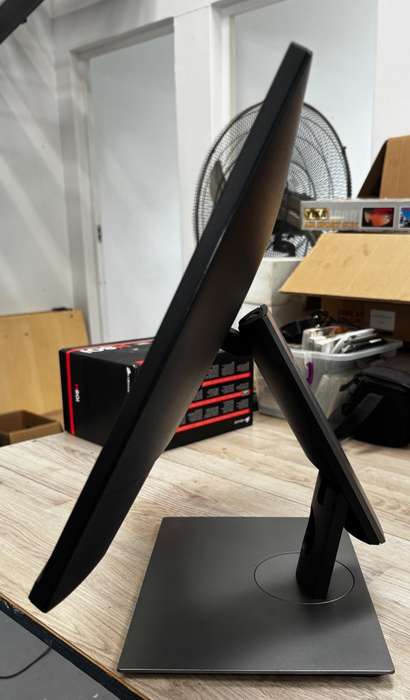 Dell 24" LED Monitor