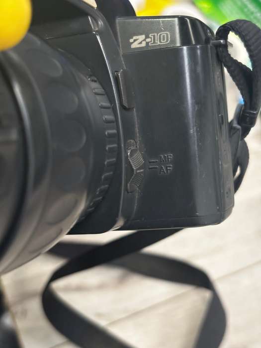 Pentax Z-10  Camera