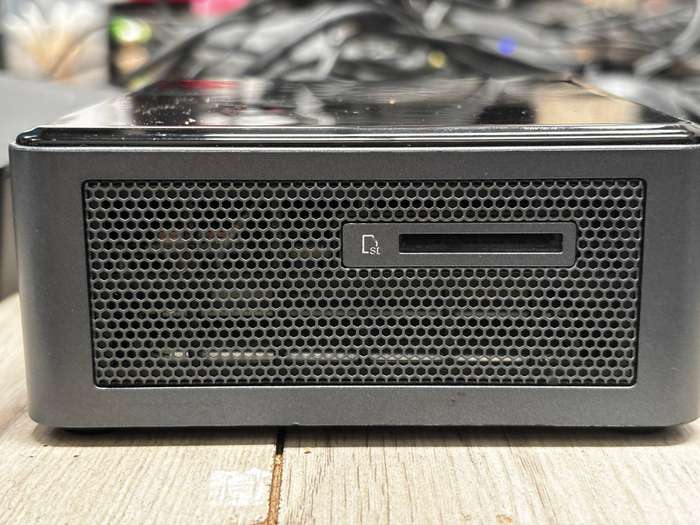 Intel NUC mini PC i3 10th Gen