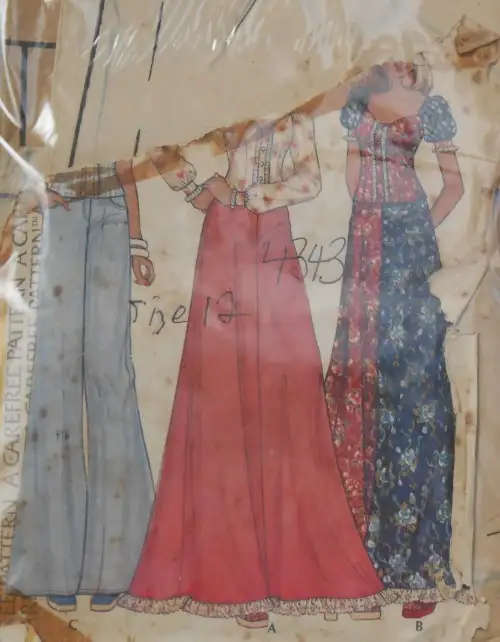 McCALLS 4343 BLOUSE & SKIRT SIZE 12 BUST 34 COMPLETE & MOSTLY UNCUT -ZIPLOC BAG       SEWING PATTERN