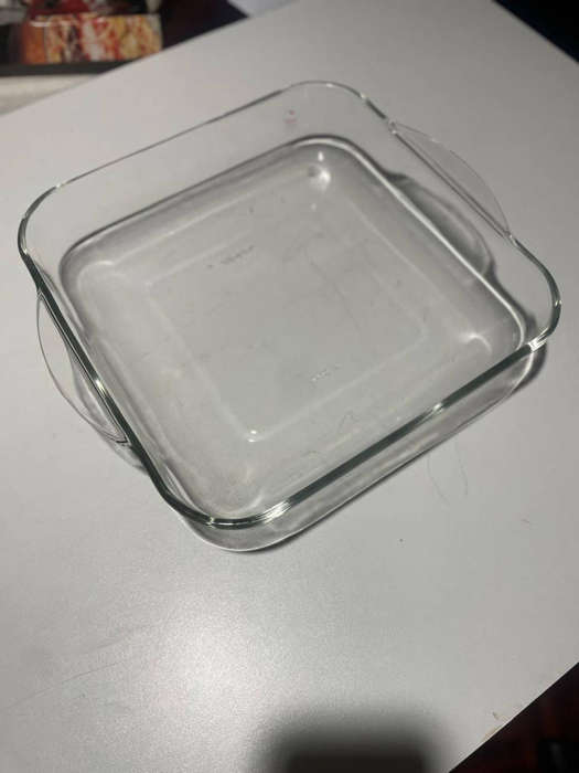 Pyrex Baking Dish (28x32)