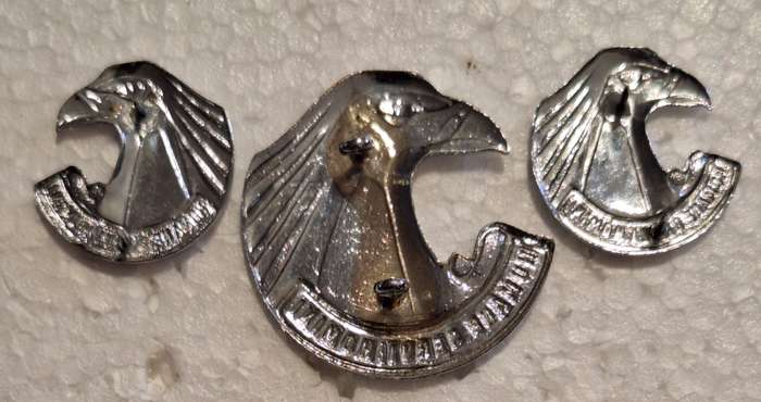 SADF - PERS SERVICES CAP AND COLLAR BADGES SET - LUGS AND PINS INTACT