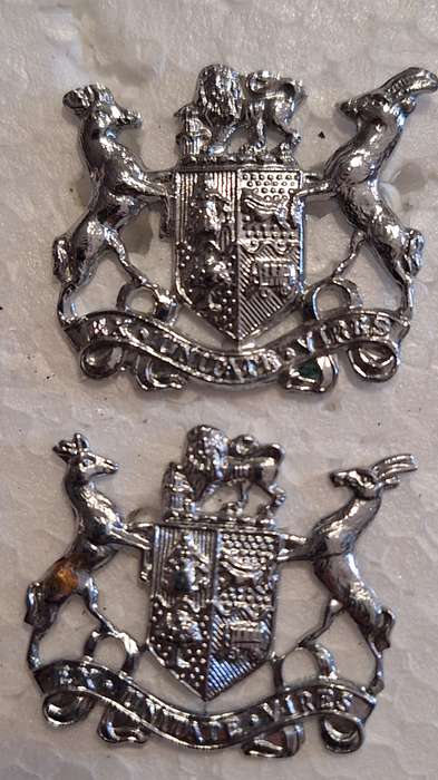 SADF - WO2 STEPOUT DRESS RANK BADGES - PINS INTACT