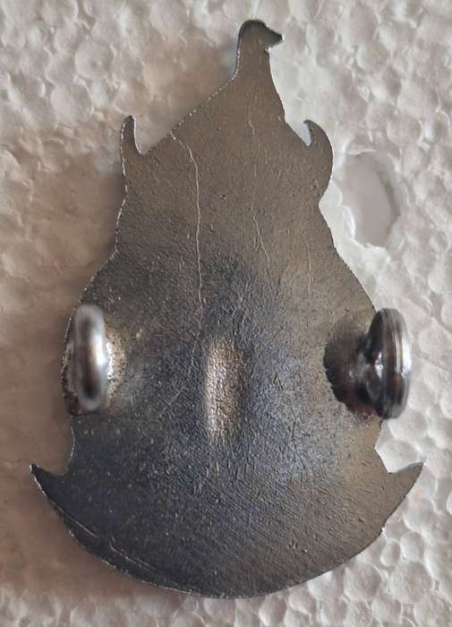 RHODESIA - DEFENCE REGIMENT CAP BADGE - LUGS INTACT