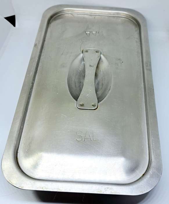Vintage South African Airlines stainless steel food canteen with lid.  25cm by 15cm by 7cm.