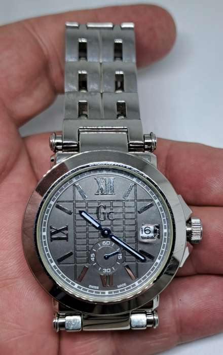 Fantastic and Beautiful GC Guess Collection Swiss Made Watch for Men Circa 2010