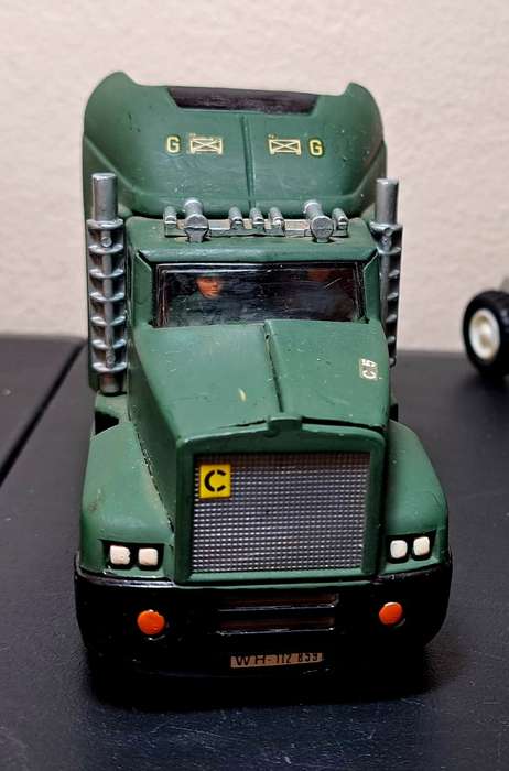 6 x Original Vintage 1970s KY Toys Tin Army Vehicles Bundle Approx. 1:32 Scale