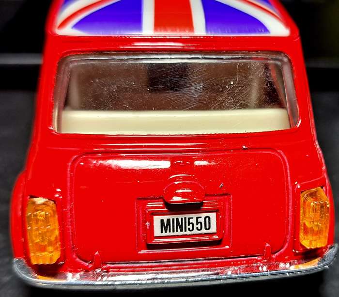 Original UK souvenir - British John Cooper Mini - Die cast 1.43