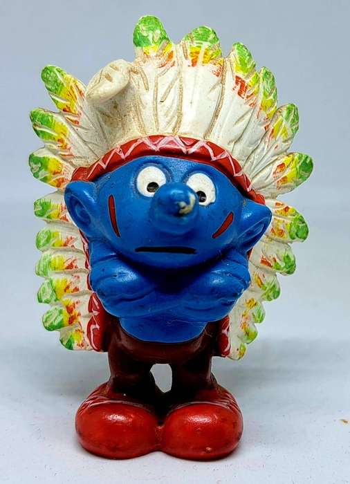 Vintage Peyo Schleich Germany - Indian Chief Smurf - Hoi- Yaahaaa-Hoi
