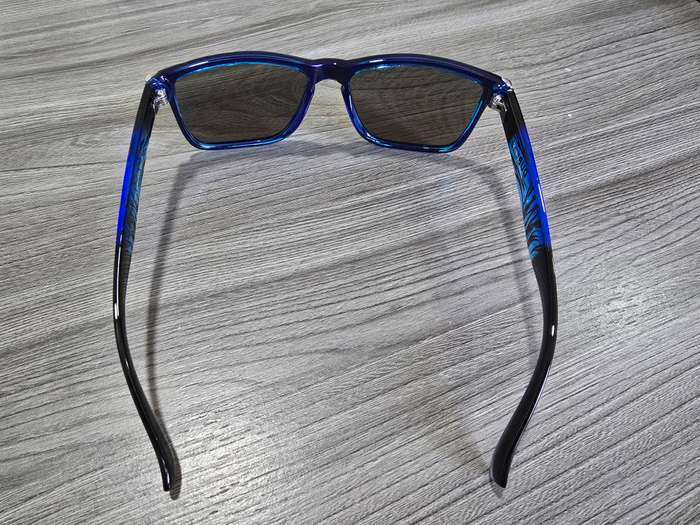 Dubery High Quality Polarized Sunglasses Classic Blue