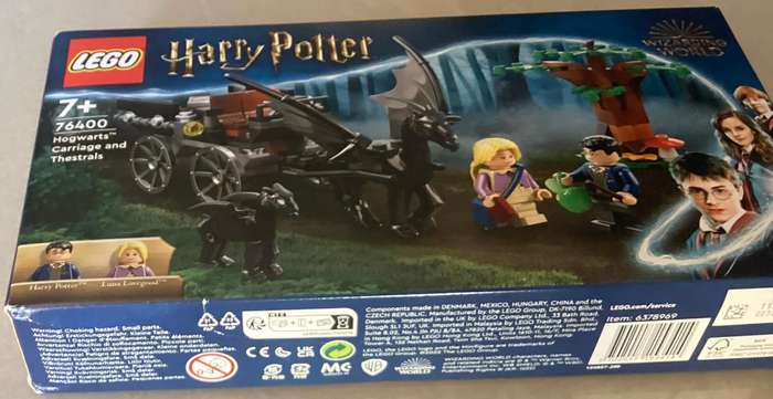 LEGO® Harry Potter - Hogwarts Carriage and Thestrals (76400)