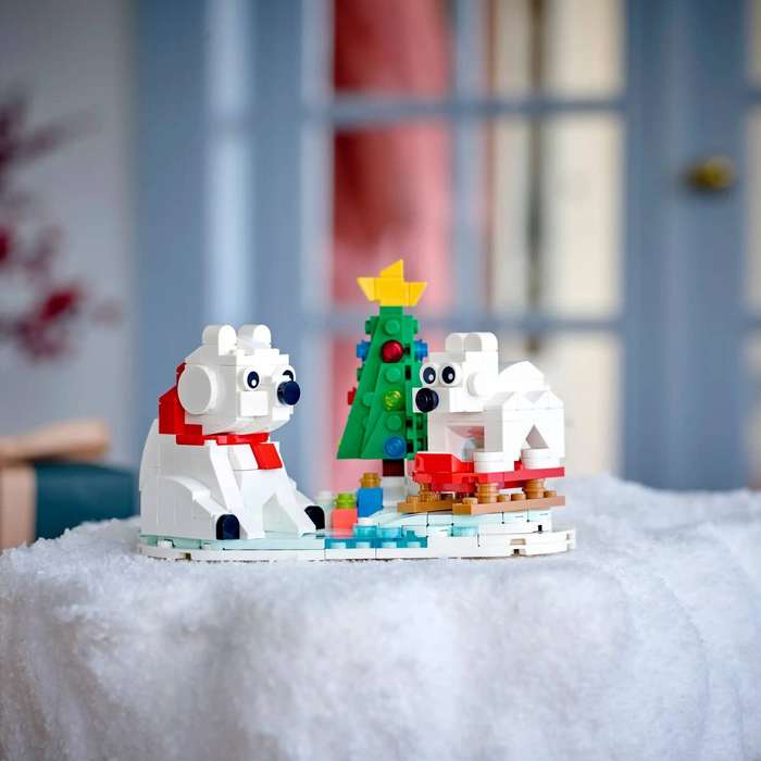 LEGO® Wintertime Polar Bears (40571)