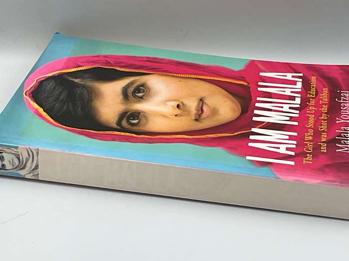 I Am Malala: The Girl Who Stood Up for Education and Was Shot by the Taliban