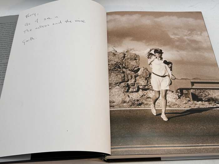 In the Frame: My Life In Words And Pictures ~ Helen Mirren