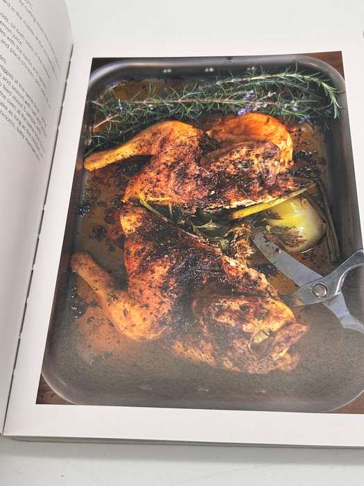Lynn & Obie Oberholzer: Cooking in the Photographers House