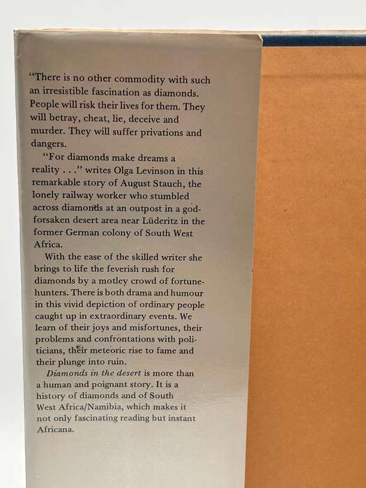 Diamonds in the Desert. The Story of August Stauch and his times - Olga Levinson