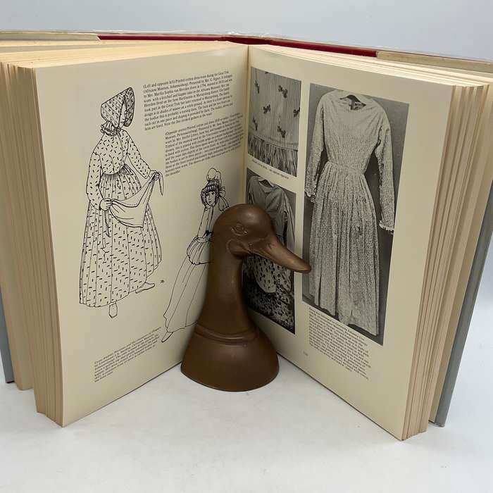 Clothing Fashions in South Africa 1652- 1900 by Daphne Strutt 1975