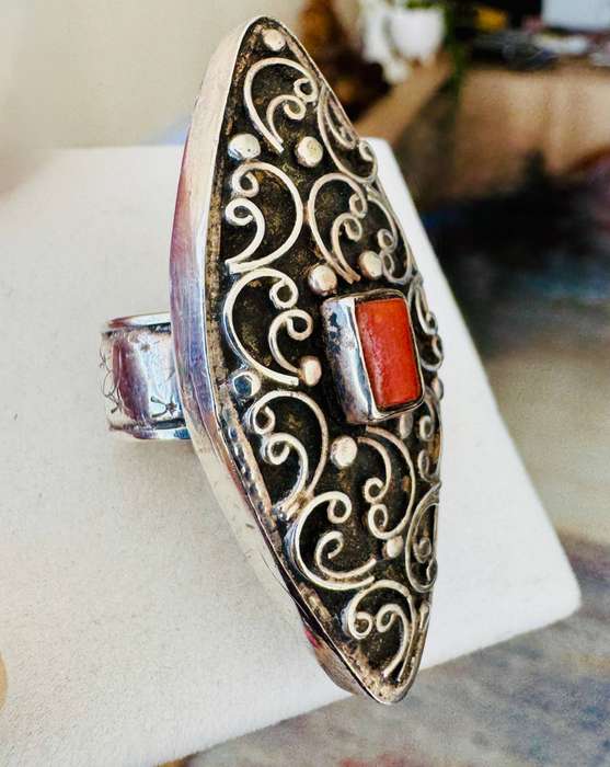 HANDCRAFTED STERLING SILVER DECORATIVE LONG RING WITH CORAL FEATURE