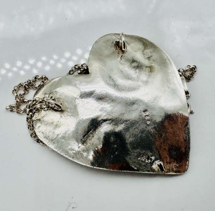 HANDCRAFTED SOLID STERLING SILVER ORGANIC LILY-SHAPED PENDANT WITH NATURAL PEARL