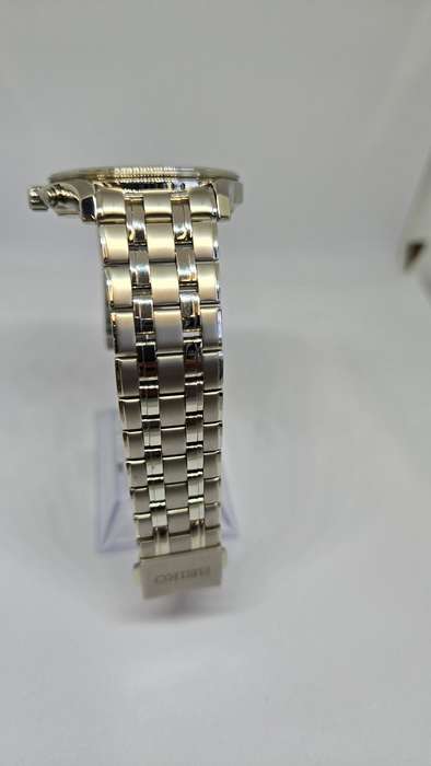Seiko Dolce Titanium Men's Solar Watch (JDM)