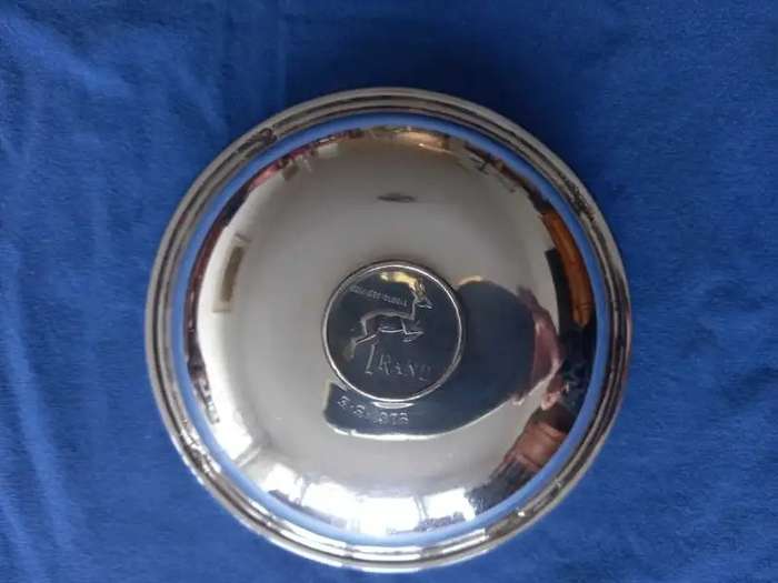 S.A. Mint Fine 99.9% Silver Dish 195.5 grms with R1 Coin Insert 1977 12gram  Total 207.5 grms