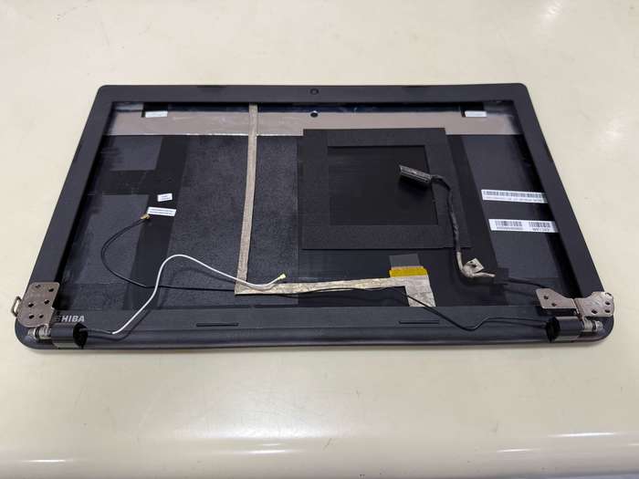 Toshiba Satellite Pro C50 Series LCD Screen Back Cover, bezel, hinges and lcd cable - H000046900