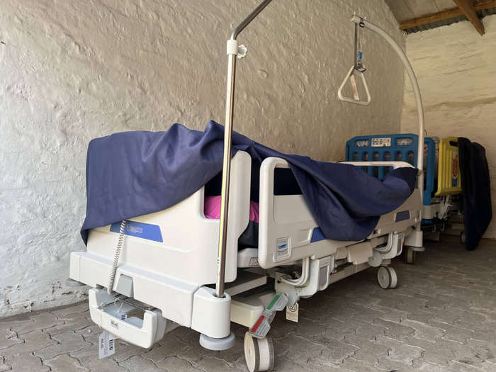 Malvestio Delta4 Electric ICU Hospital Bed