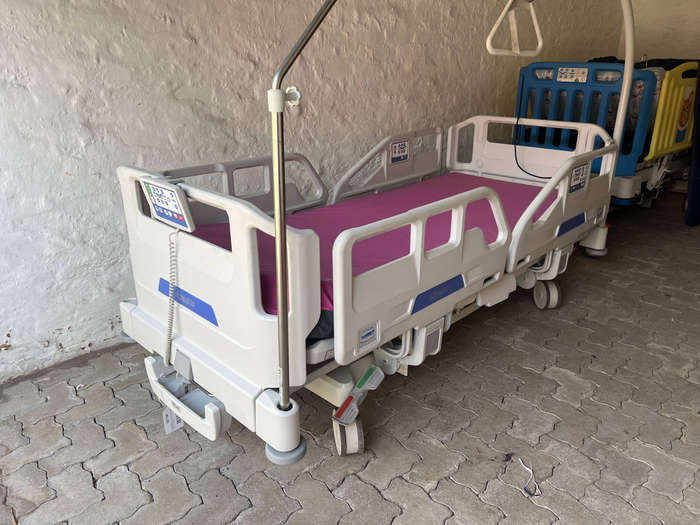 Malvestio Delta4 Electric ICU Hospital Bed