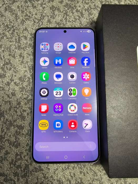 Samsung Galaxy S25+ Plus 5G 12GB / 256GB Dual Sim Phone SM-S936B