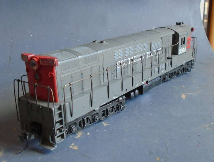 ATHEARN HO SCALE - SP DIESEL LOCO