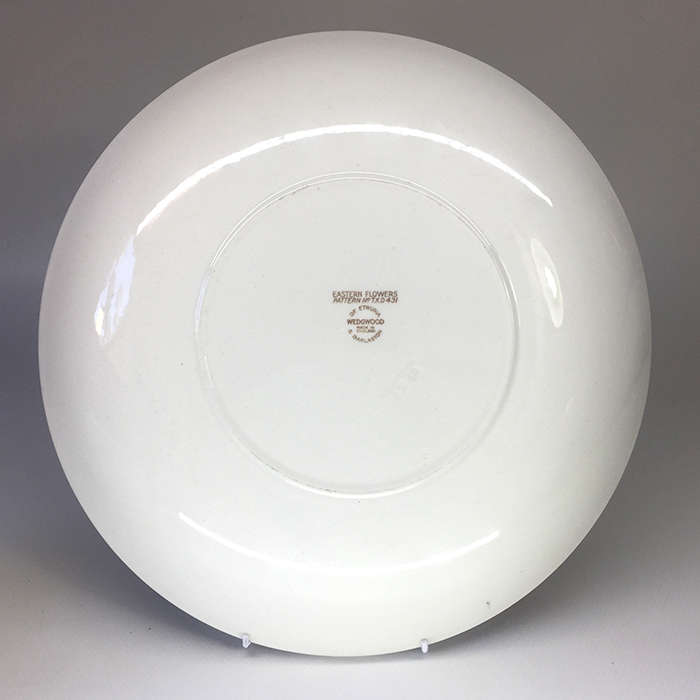 WEDGEWOOD OF ETRURIA   DISPLAY PLATE  'EASTERN FLOWERS ' pattern No. T.K.D. 431 24 cm. / 9 1 / 2 ins