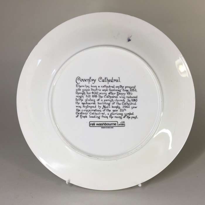 RELI WASHBOURN LONDON , FINE CHINA  CABINET / DISPLAY PLATE ' COVENTRY CATHEDRAL '