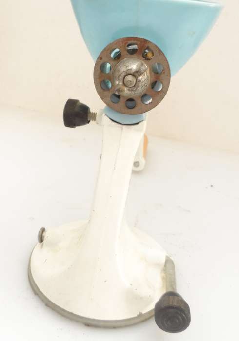 VINTAGE SPONG N705 TABLE TOP MEAT GRINDER ENAMELLED , DIE CAST METAL  retro kitchen appliance