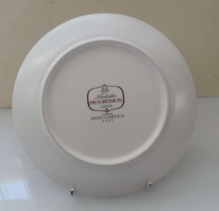 NORITAKE PROGRESSION CHINA JAPAN DESSERT / CAKE  PLATES ' MING GARDEN ' No. 6966 REPLACEMENTS X 2